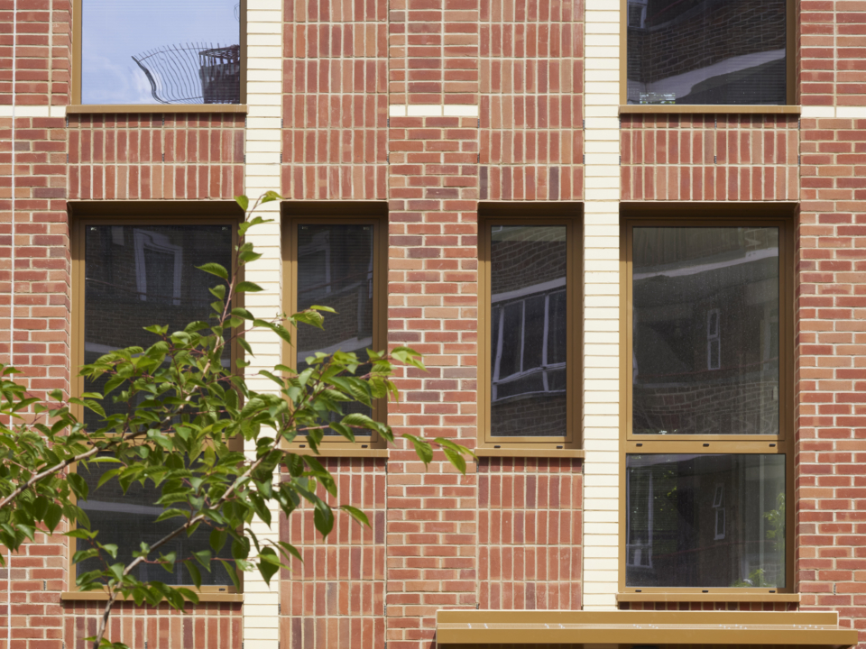 7 Rowan Court Richard Chivers 4 bedroom townhouse brick details