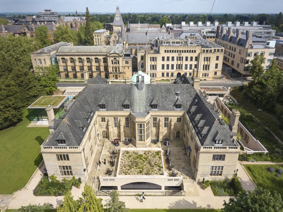 01 Stanton Williams Rhodes House Aerial View c Hufton and Crow